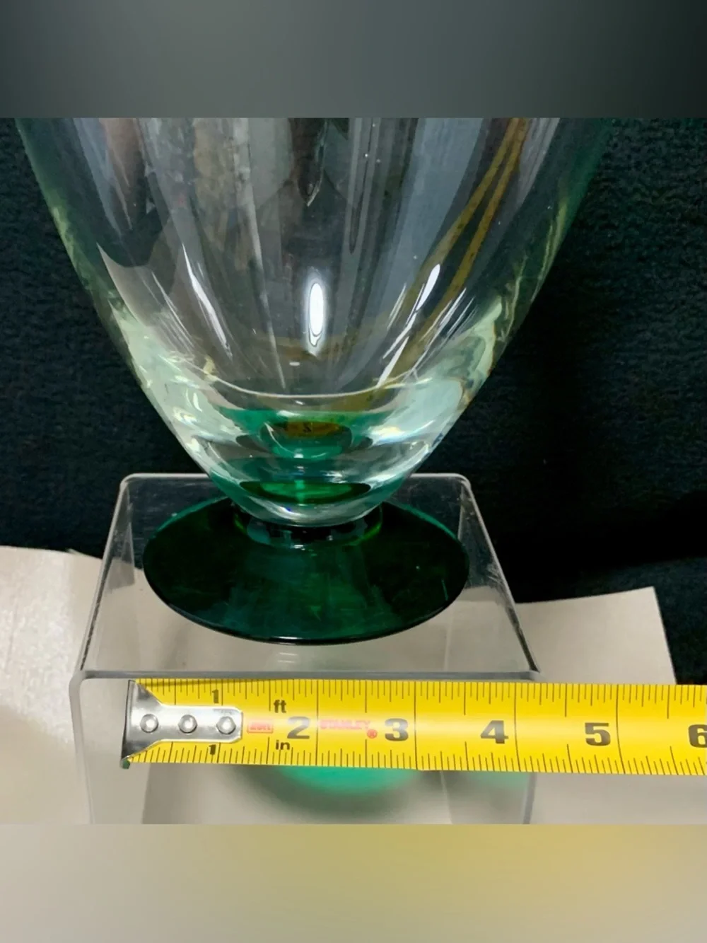 🔍 Large Vintage Clear Glass Vase w/ Emerald Green Foot Elegant Footed Art Glass